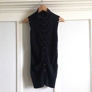 Guess black sleeveless collar sweater dress